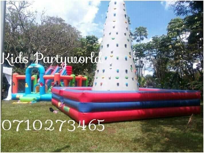 Wall Climbing Tower Bouncy Castle for Hire