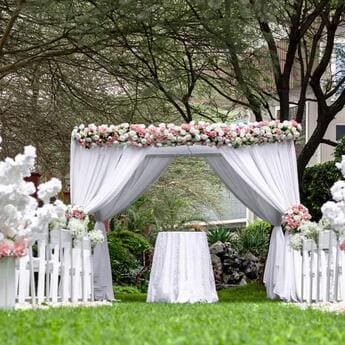 High table backdrop plum wedding decor in nairobi, plum decor in narobi, amazing wedding tables for hire in westlands, Wedding ideas in westlands