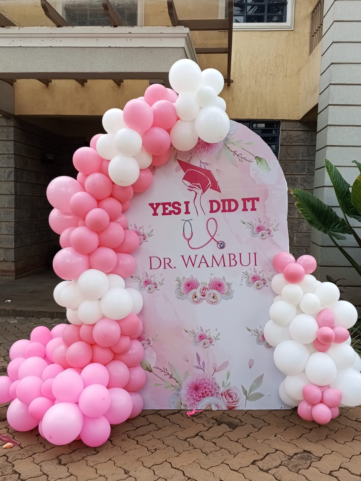 Floral Baby Shower Décor Package Hire - 15 Guests - view 3