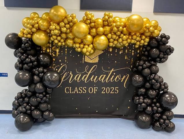 Graduation backdrop design 6 for hire in Nairobi — customisable balloon and floral installation