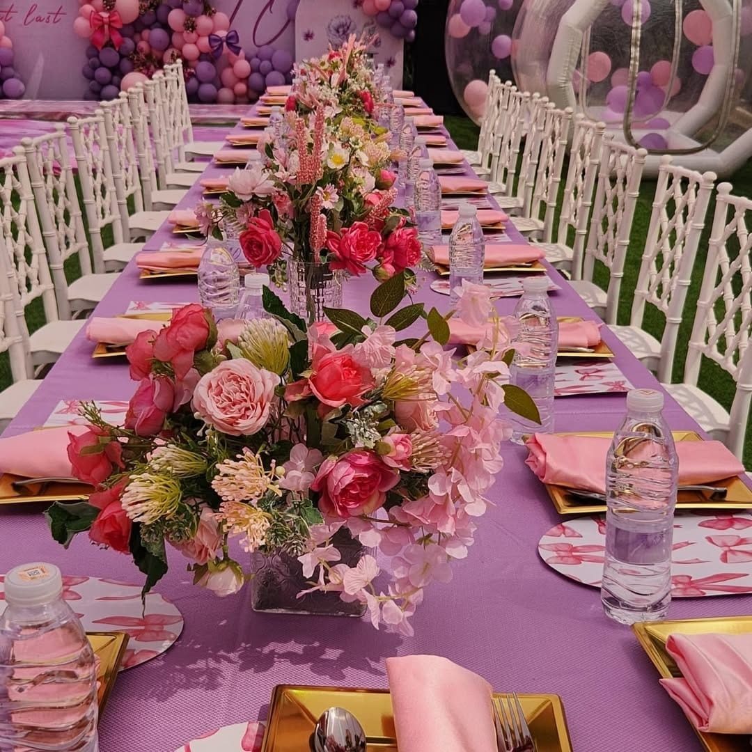Graduation Party Décor Package Hire - 20 Guests - view 1