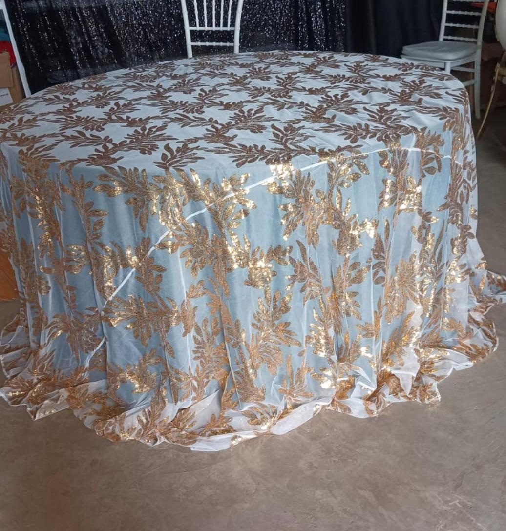 Shiny Overlay Round Table (8-Seater) &mdash; wedding item for hire in Nairobi (6)